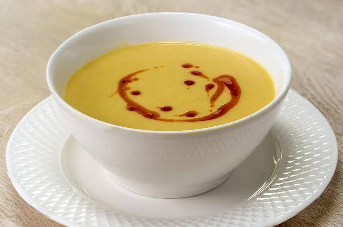 Tereyağlı Süzme Mercimek Çorbası 